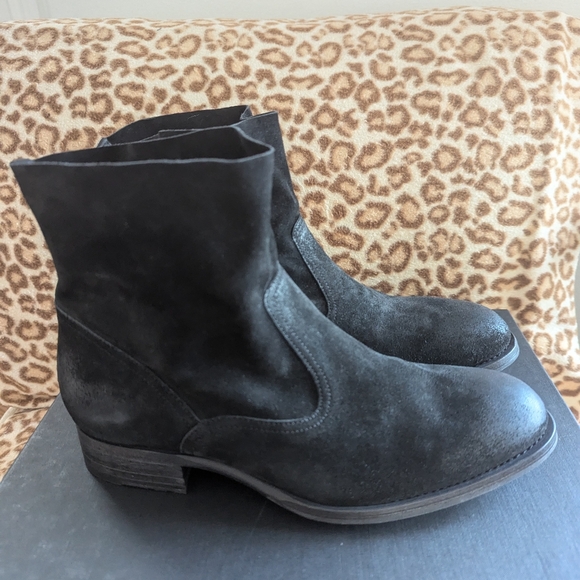 NDC Handmade in Italy Ankle Bootie - Picture 2 of 8